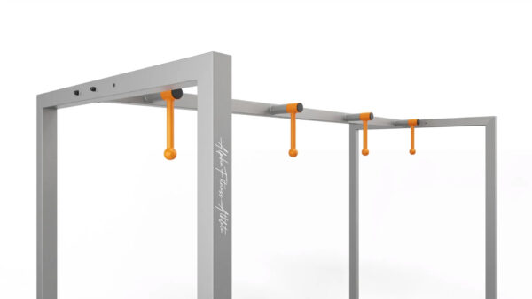 Outdoor Vertical Ball Grip Training Station – Obstacle Course & Calisthenics Park Equipment – NC-001