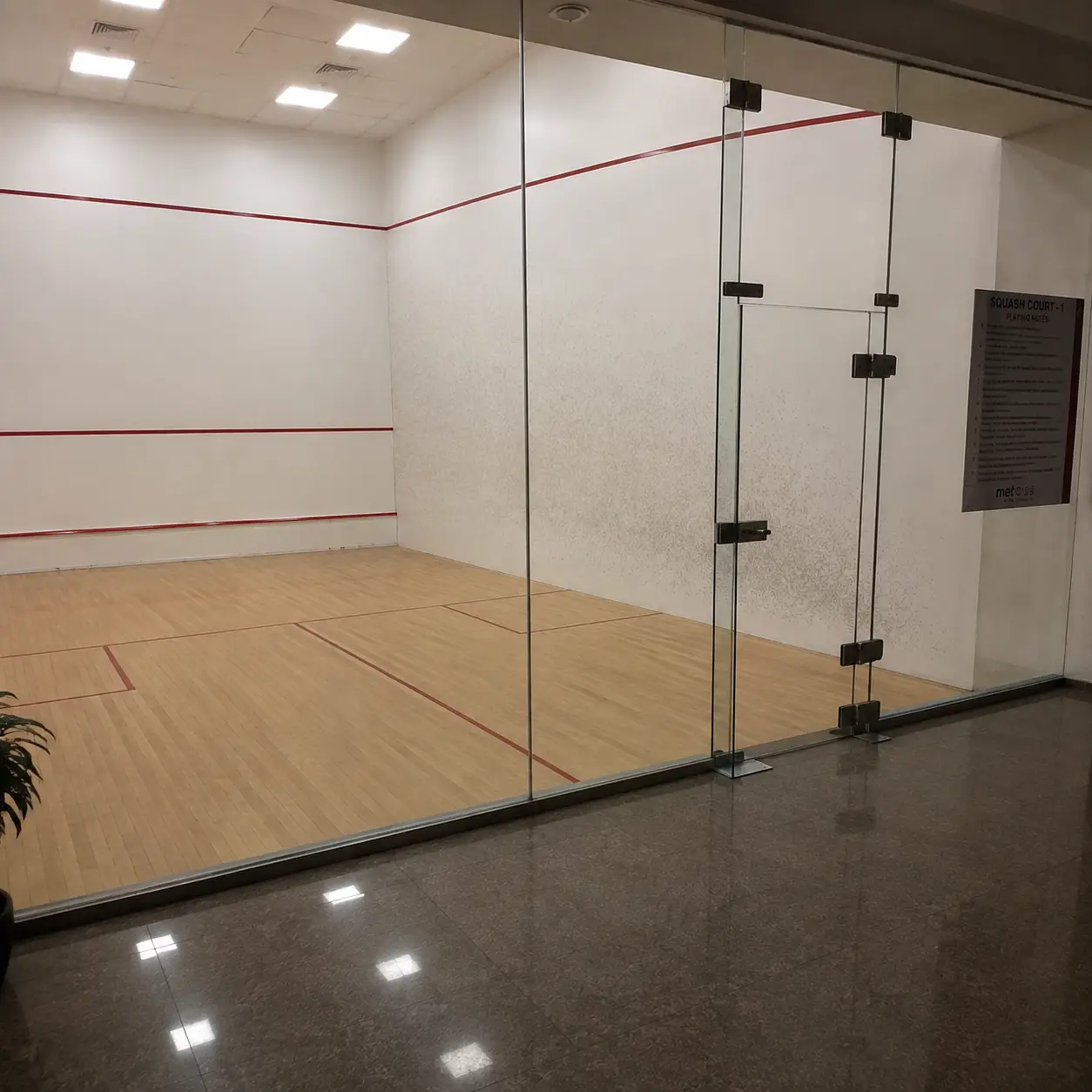 Squash Court 04